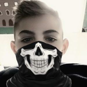 Meet your Posher, Mark